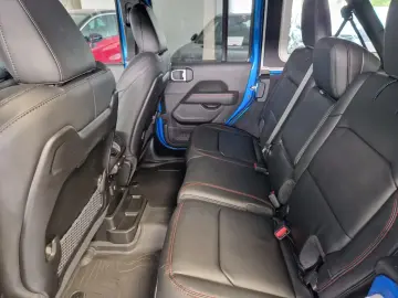 Jeep Wrangler Unlimited MY24 Rubicon LED