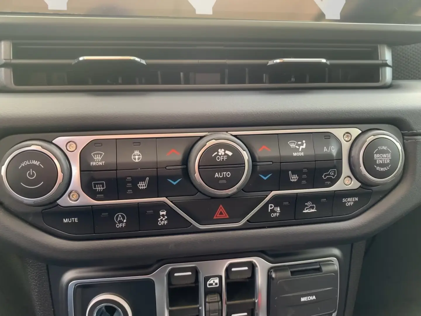 Jeep Wrangler Rubicon 2.0l MY24 / Sky One-Touch