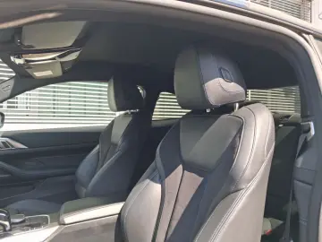 M440i xDr Coupé Navi Laser HUD DrivAss ParkAss