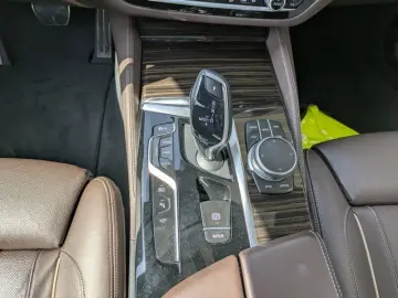 530e xDrive iPerform M Sport Head-Up. Park.Plus
