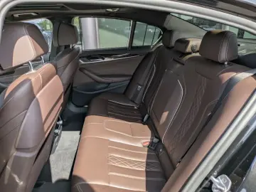 530e xDrive iPerform M Sport Head-Up. Park.Plus