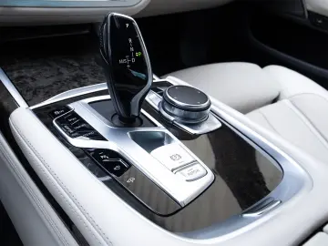 740d xD M-Sport HuD Massage H&K StandH.360°SoftC
