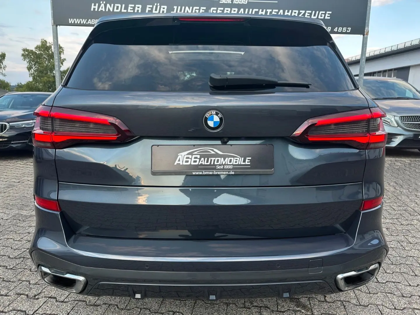X5 xDr40d M Sport PANO*B&W*Massage*AHK*Standh*22