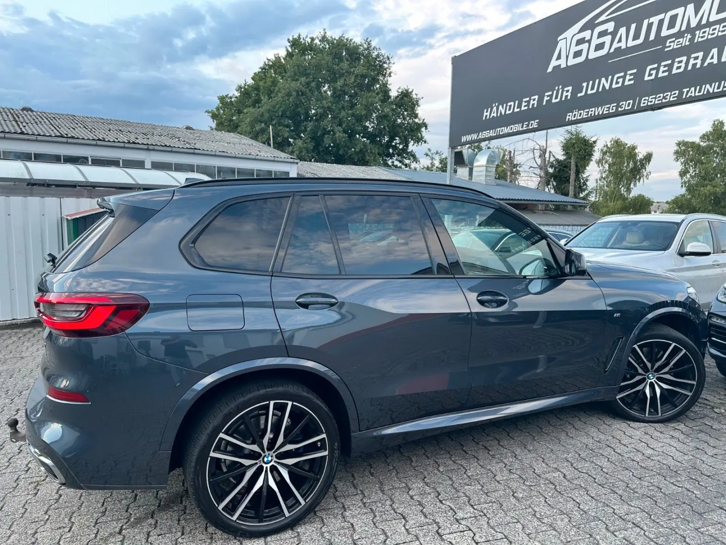 X5 xDr40d M Sport PANO*B&W*Massage*AHK*Standh*22