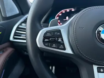 X5 xDr40d M Sport PANO*B&W*Massage*AHK*Standh*22