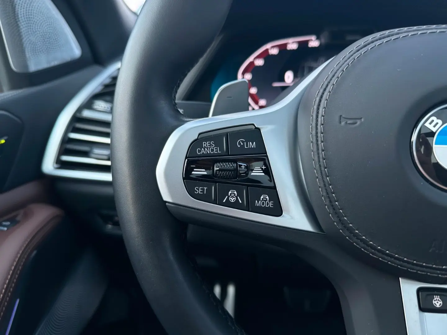 X5 xDr40d M Sport PANO*B&W*Massage*AHK*Standh*22