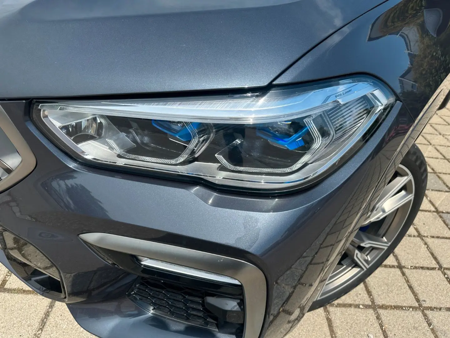 X6 M50d,ACC,HUD,SKYL,LASER,B&W,AHK,22