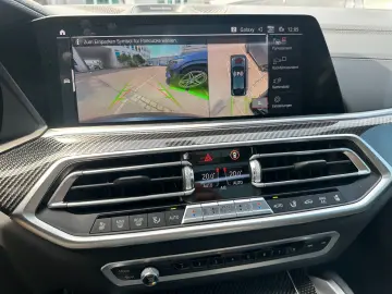 X6 M50d,ACC,HUD,SKYL,LASER,B&W,AHK,22