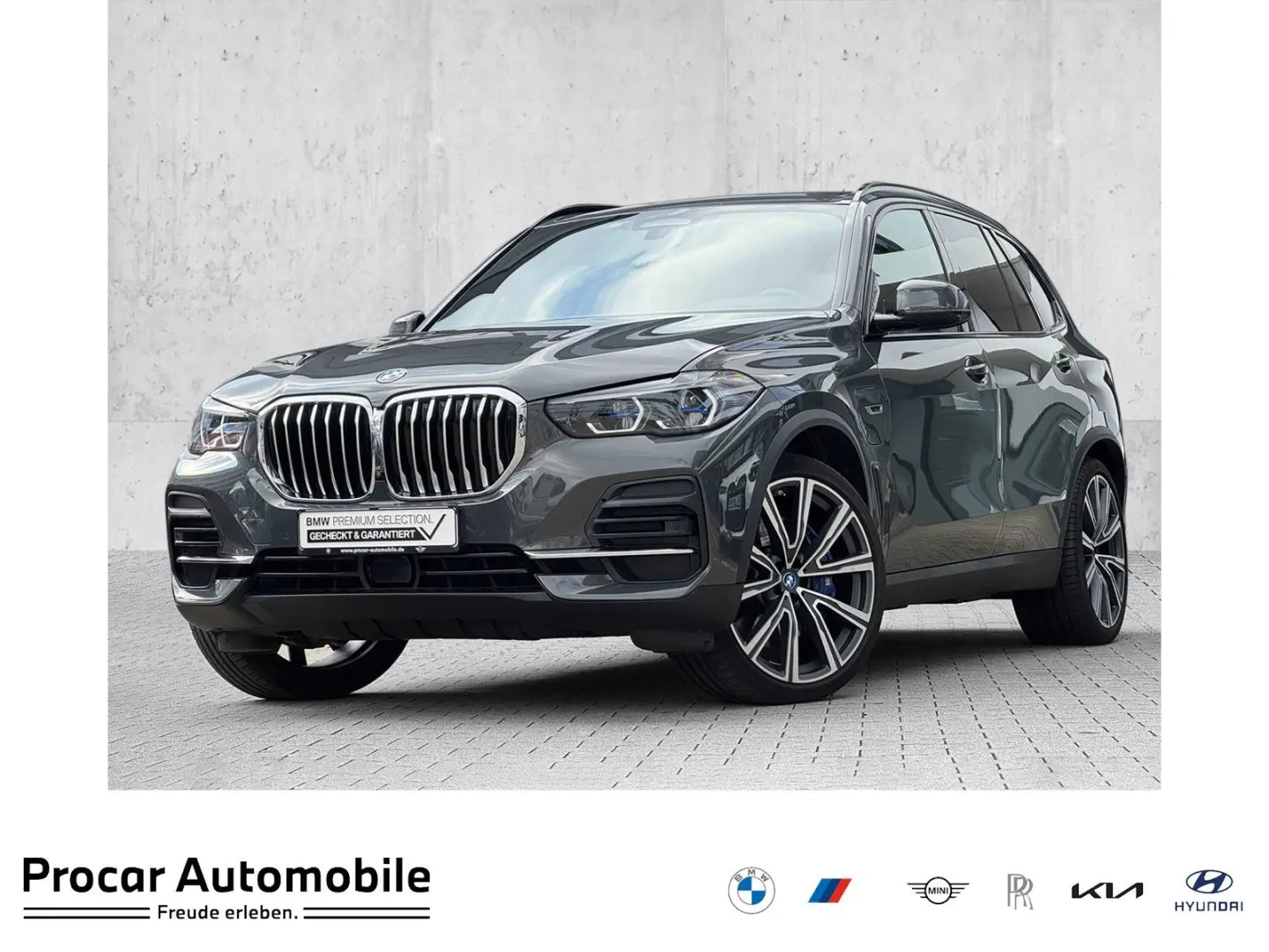 X5 xDrive45e Laser AHK DA Prof PA+ B&W HuD 22
