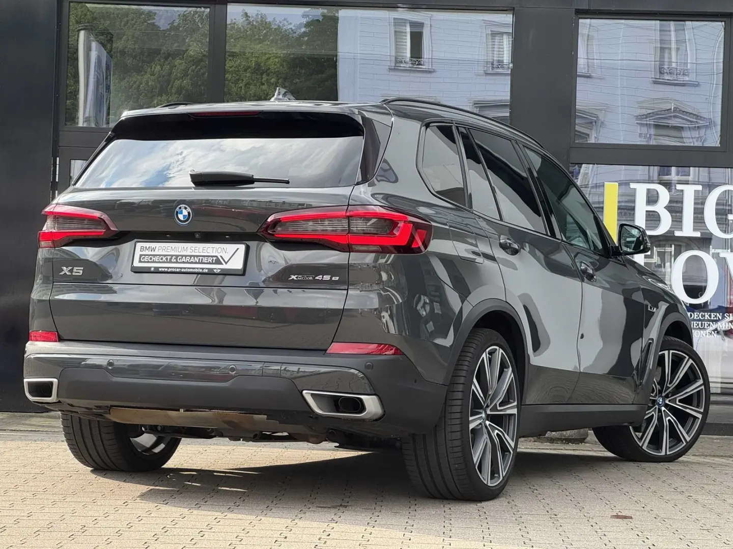 X5 xDrive45e Laser AHK DA Prof PA+ B&W HuD 22