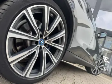X5 xDrive45e Laser AHK DA Prof PA+ B&W HuD 22