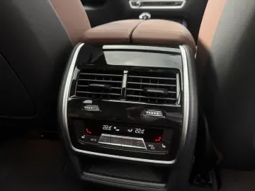 X5 xDrive45e Laser AHK DA Prof PA+ B&W HuD 22