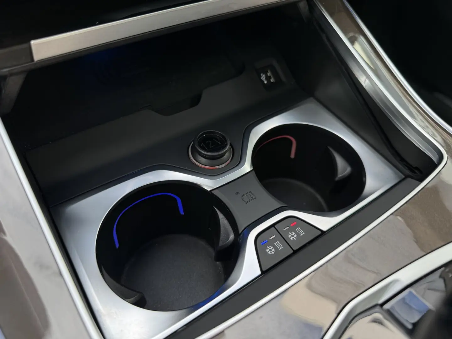 X5 xDrive45e Laser AHK DA Prof PA+ B&W HuD 22