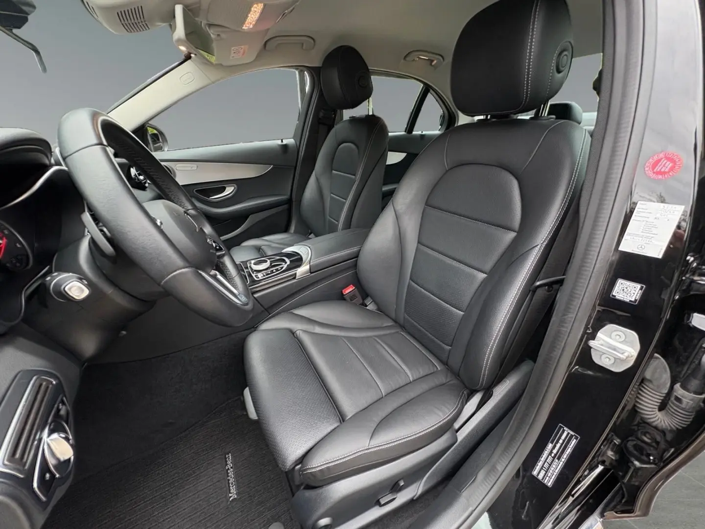 C 220d LIM AUTOMATIK - NAVI*APP*LEDER*AVANTGARDE