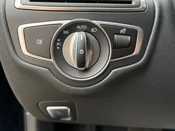 C 220d LIM AUTOMATIK - NAVI*APP*LEDER*AVANTGARDE