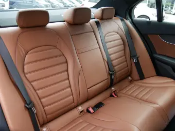 C 300 e 4MATIC |AMG|KEYL|LED|COMAND|KAM|HUD|TOTW