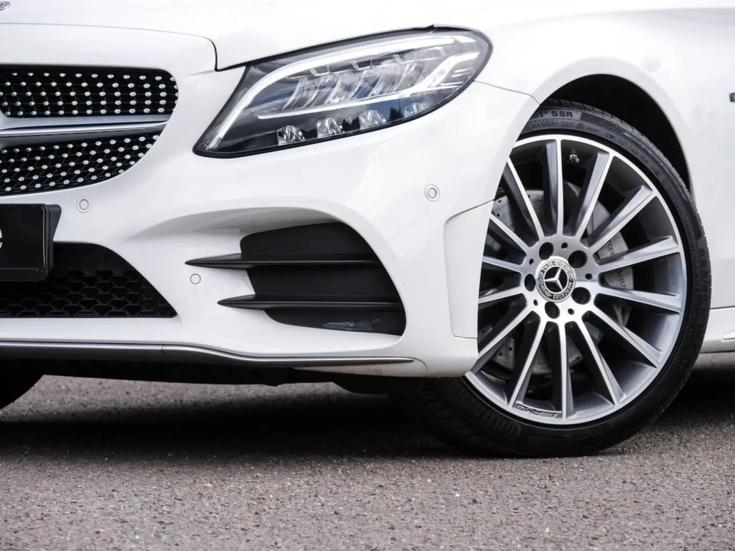 C 300 e 4MATIC |AMG|KEYL|LED|COMAND|KAM|HUD|TOTW