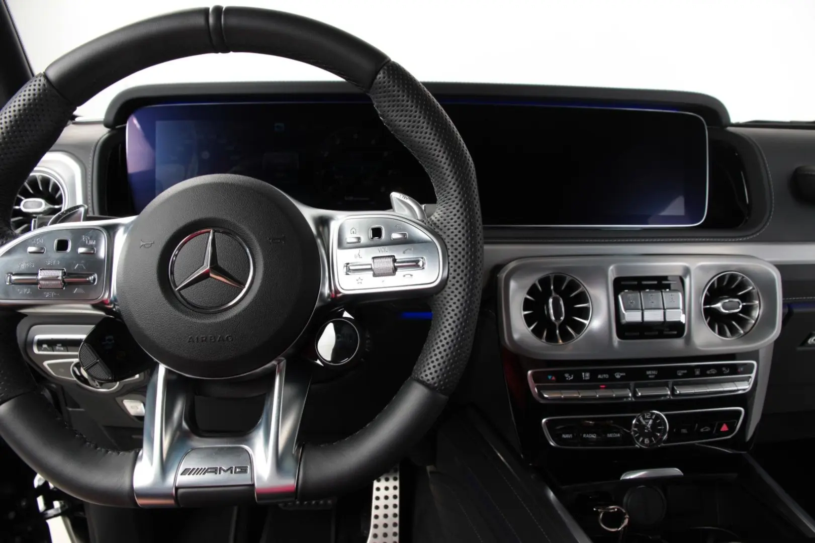 G 63 AMG Vollausstattung Neuwertig