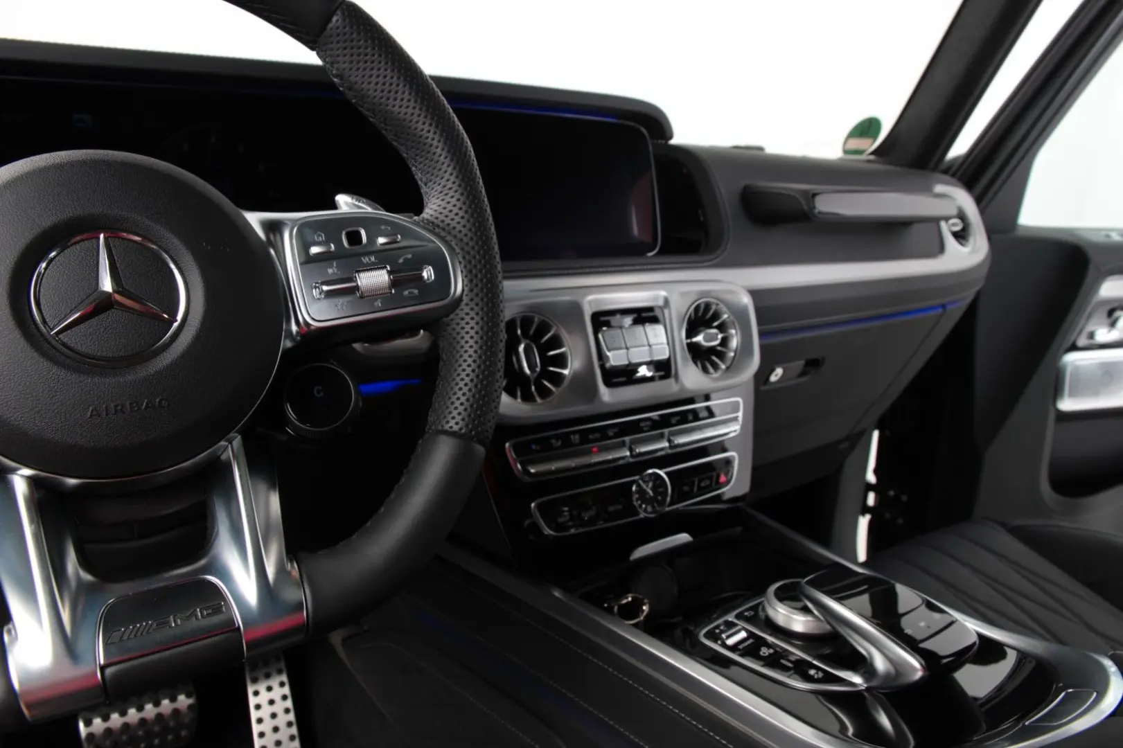 G 63 AMG Vollausstattung Neuwertig