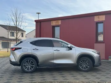 Lexus NX 450h