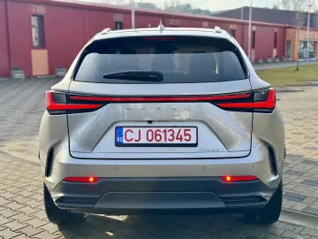Lexus NX 450h