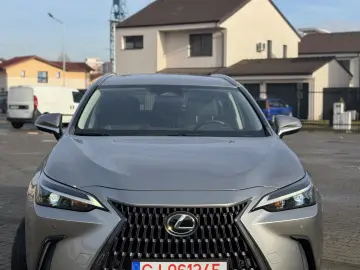 Lexus NX 450h