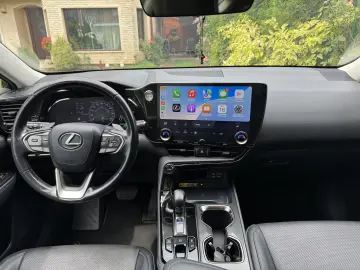 Lexus NX 450h