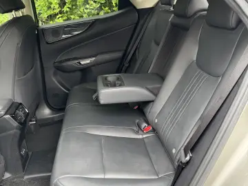 Lexus NX 450h
