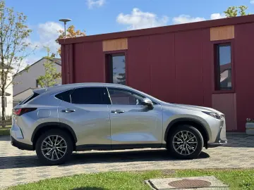 Lexus NX 450h