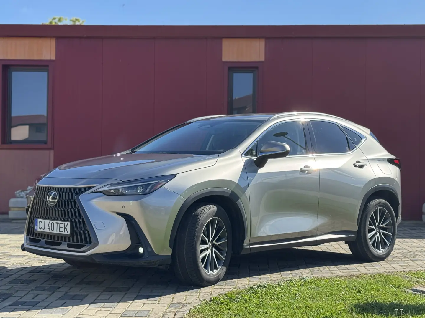 Lexus NX 450h
