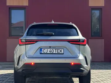 Lexus NX 450h