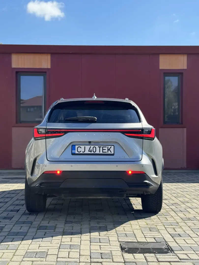 Lexus NX 450h