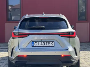 Lexus NX 450h