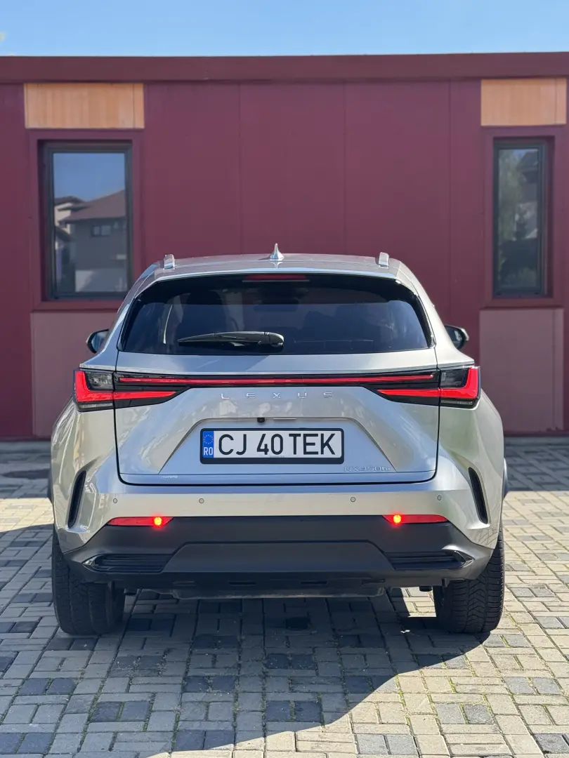Lexus NX 450h