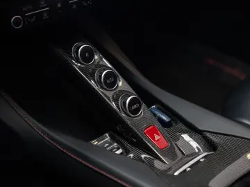 FERRARI Portofino M