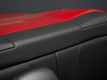 FERRARI Portofino M