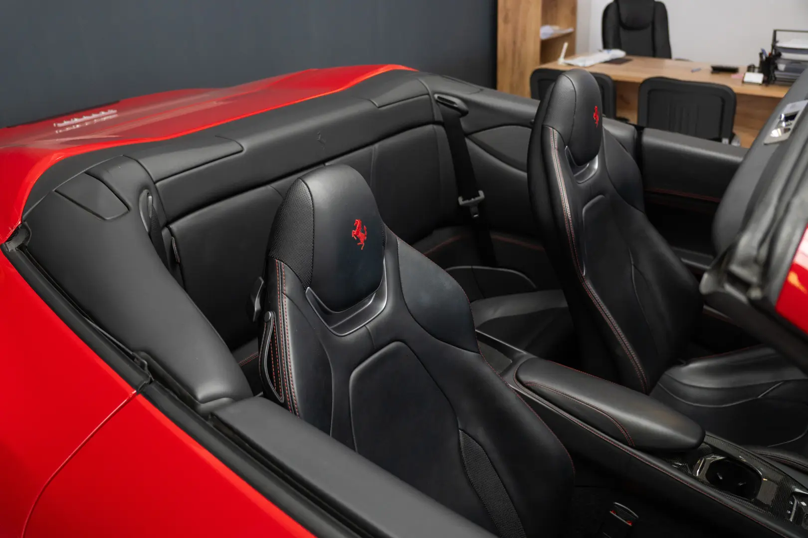 FERRARI Portofino M