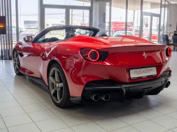 FERRARI Portofino M