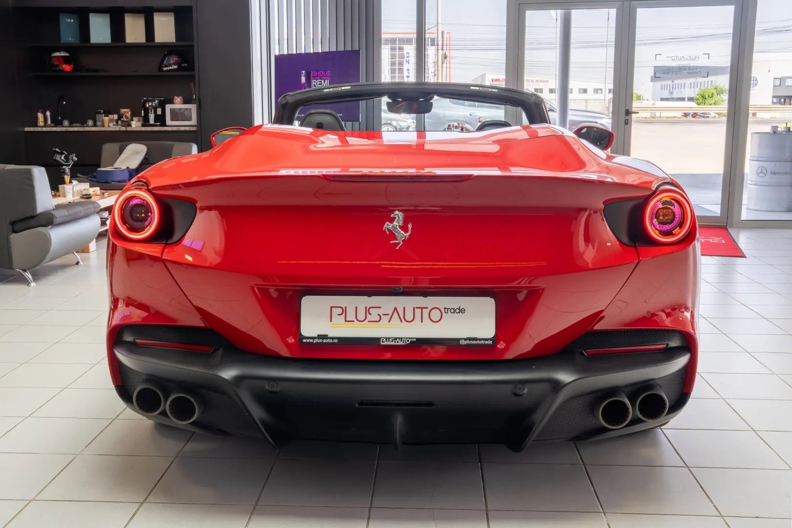 FERRARI Portofino M
