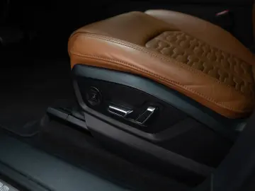 RSQ8, Matrix, Bang&Olufsen, Panoramic