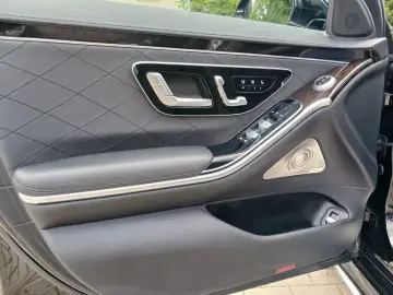 S 450 d L AMG*4M*9G*CHAUFFEUR*PANO*360*HUD*3xTV