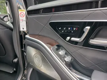 S 450 d L AMG*4M*9G*CHAUFFEUR*PANO*360*HUD*3xTV