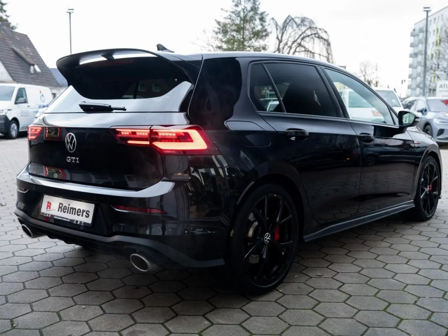 Golf GTI Clubsport Pano DCC H&K Keyless APP ACC