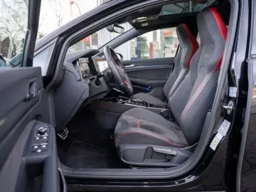 Golf GTI Clubsport Pano DCC H&K Keyless APP ACC