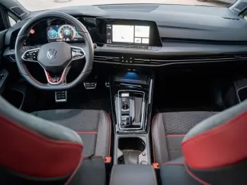 Golf GTI Clubsport Pano DCC H&K Keyless APP ACC