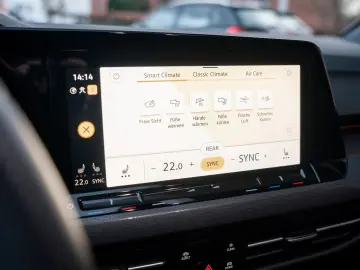 Golf GTI Clubsport Pano DCC H&K Keyless APP ACC