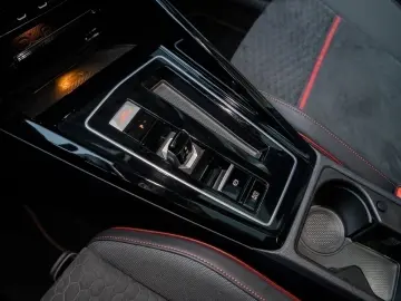 Golf GTI Clubsport Pano DCC H&K Keyless APP ACC
