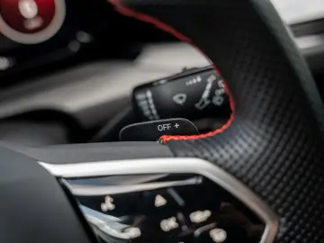 Golf GTI Clubsport 2.0 TSI DSG H&K Head-up