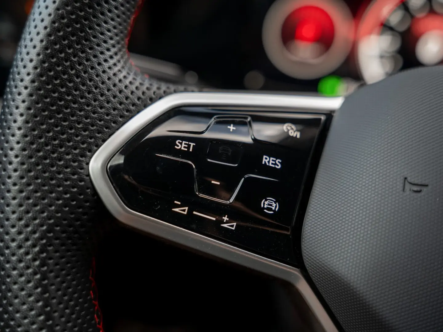 Golf GTI Clubsport 2.0 TSI DSG H&K Head-up