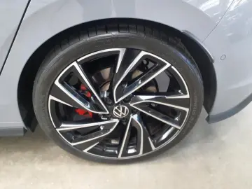 Golf GTI 2.0 TSI DSG RFK*PDC*Klima*NAV*SH